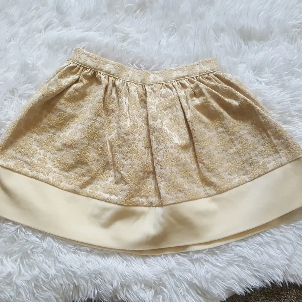 Gymboree Gold Skirt Girls Size 4 New Shimmery‎